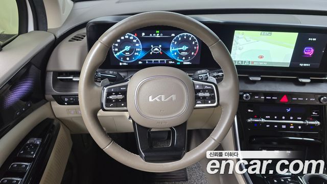 Kia Canival 2023 — photo 19