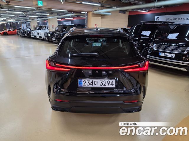 Lexus NX 2025 — photo 4