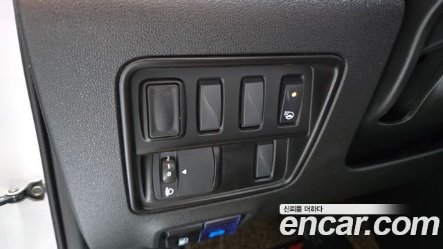 Renault Korea QM6 2023 — photo 28