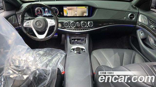 Mercedes-Benz S-Class 2018 — photo 10