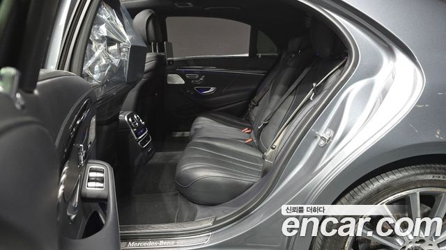 Mercedes-Benz S-Class 2018 — photo 18