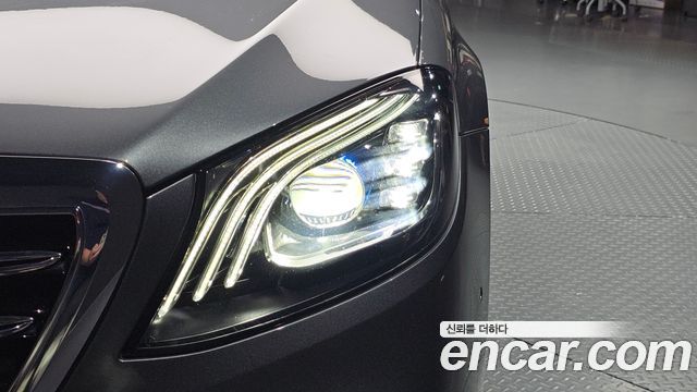 Mercedes-Benz S-Class 2018 — photo 8