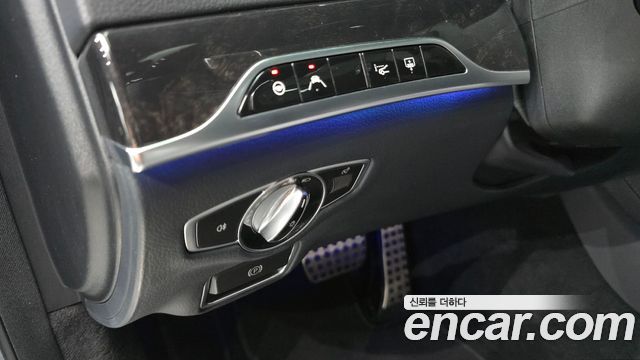 Mercedes-Benz S-Class 2018 — photo 27