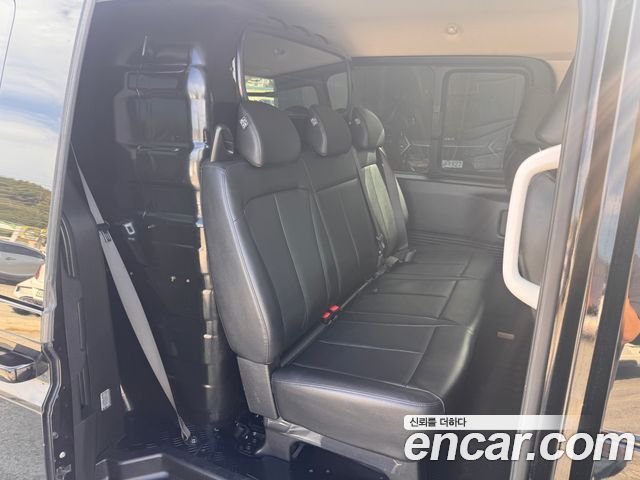 Hyundai Staria 2024 — photo 12