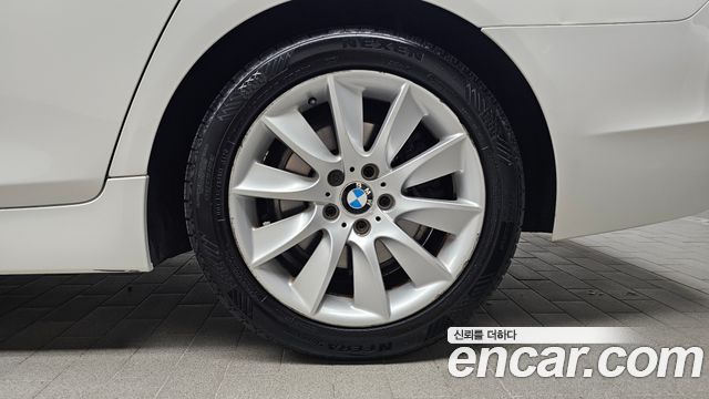 BMW 5-Series 2013 — photo 7