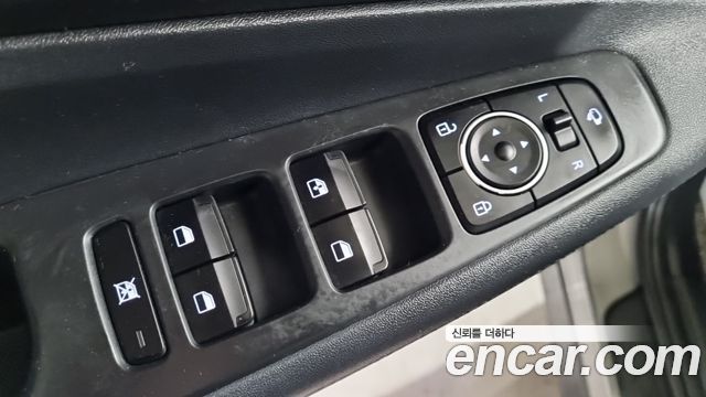 Hyundai Santafe 2019 — photo 12