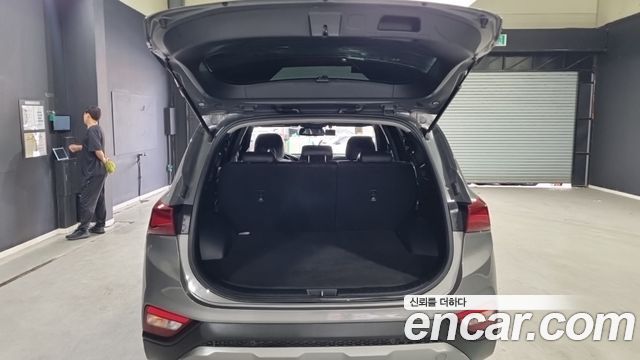 Hyundai Santafe 2019 — photo 16