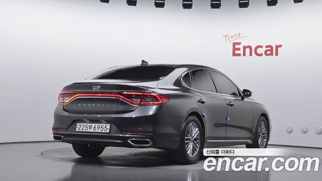 Hyundai Grandeur 2019 — photo 2