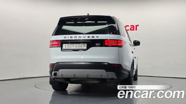 Land Rover Discovery 2019 — photo 4