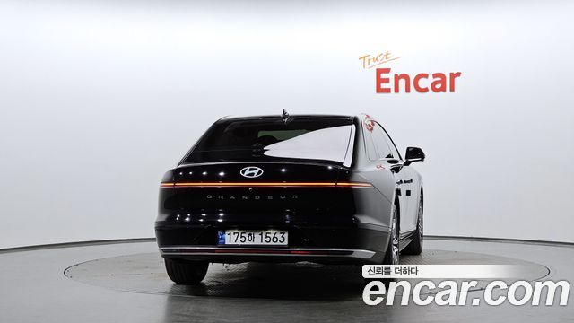 Hyundai Grandeur 2023 — photo 4