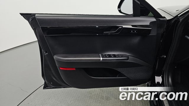 Hyundai Grandeur 2023 — photo 14