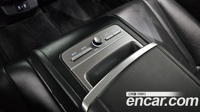 Hyundai Grandeur 2023 — photo 35