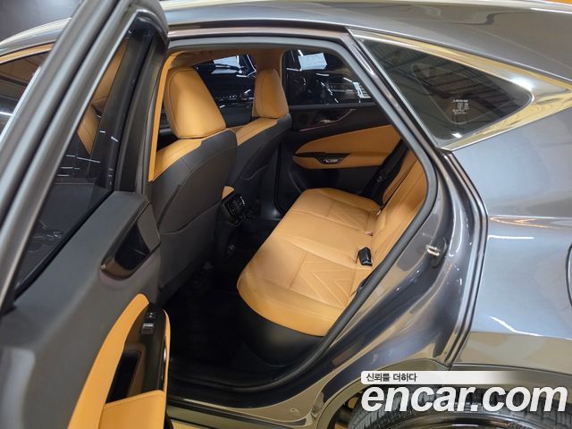 Lexus NX 2024 — photo 10