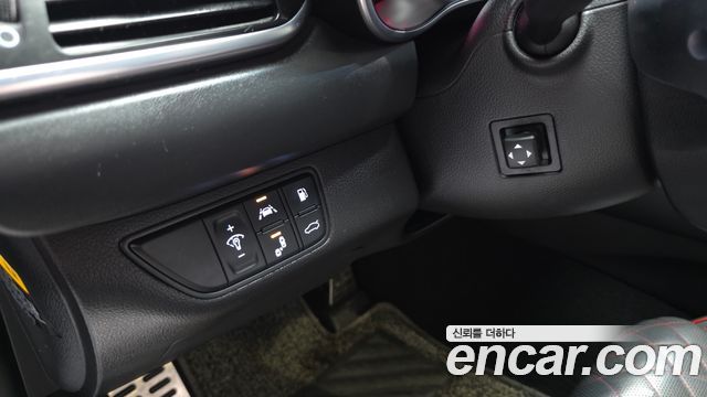 Genesis G70 2018 — photo 22