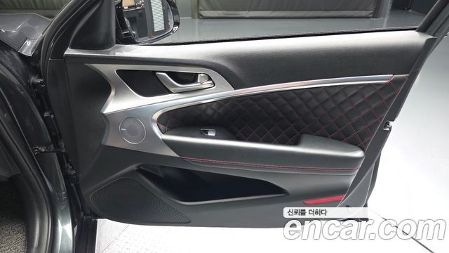 Genesis G70 2018 — photo 14