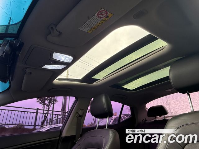 Kia K5 2013 — photo 17