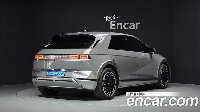 Hyundai Ioniq5 2022 — photo 2
