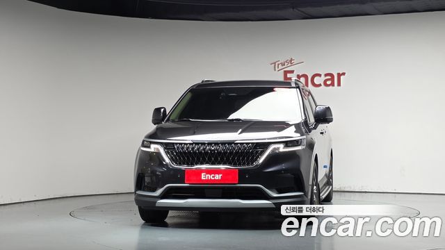Kia Canival 2023 — photo 3