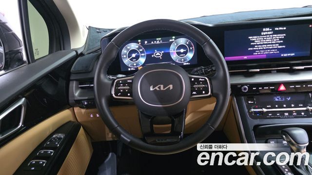 Kia Canival 2023 — photo 19