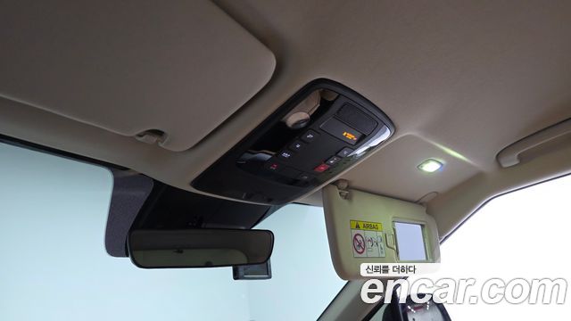 Kia Canival 2023 — photo 34