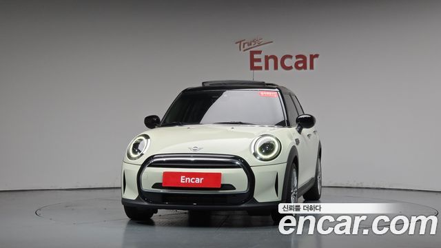 Mini Cooper 2022 — photo 3
