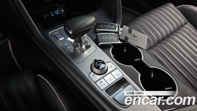 Genesis G70 2018 — photo 12