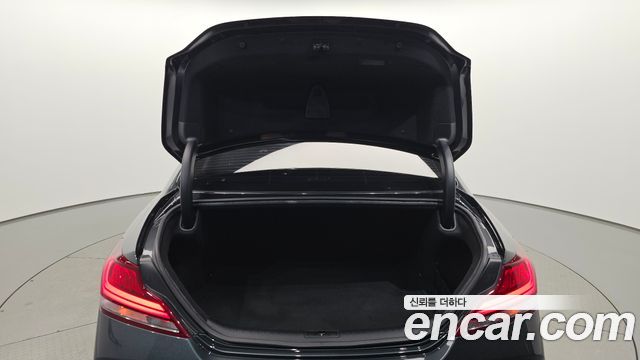 Genesis G70 2018 — photo 34
