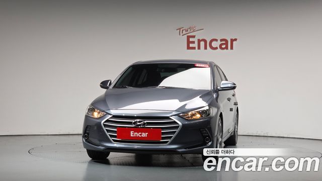 Hyundai AVANTE 2017 — photo 3