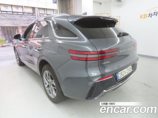 Genesis GV70 2021 — photo 2