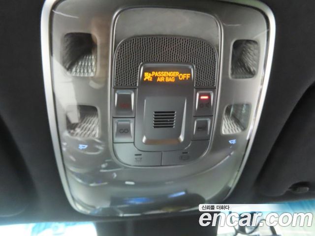 Genesis GV70 2021 — photo 13