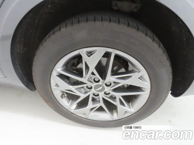 Genesis GV70 2021 — photo 15