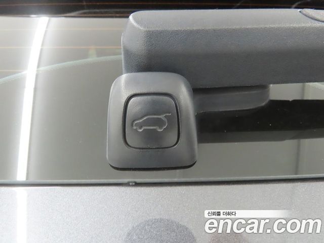Genesis GV70 2021 — photo 16