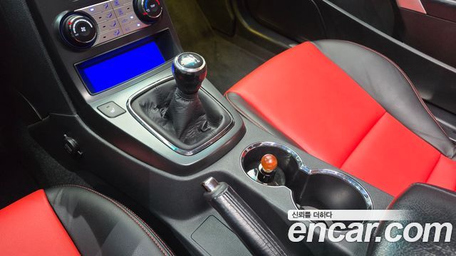 Hyundai Genesis 2010 — photo 9