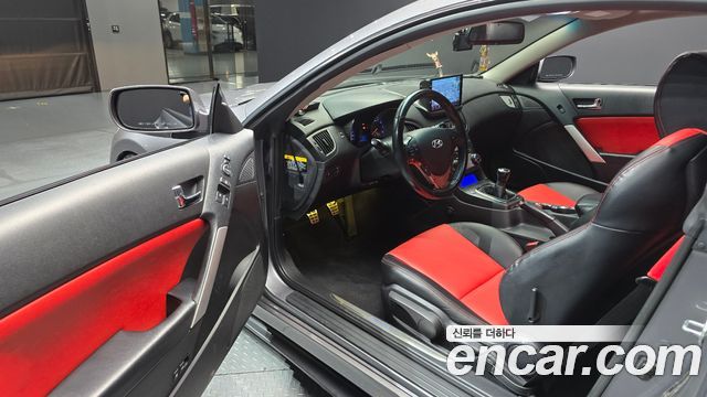 Hyundai Genesis 2010 — photo 10