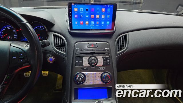 Hyundai Genesis 2010 — photo 14