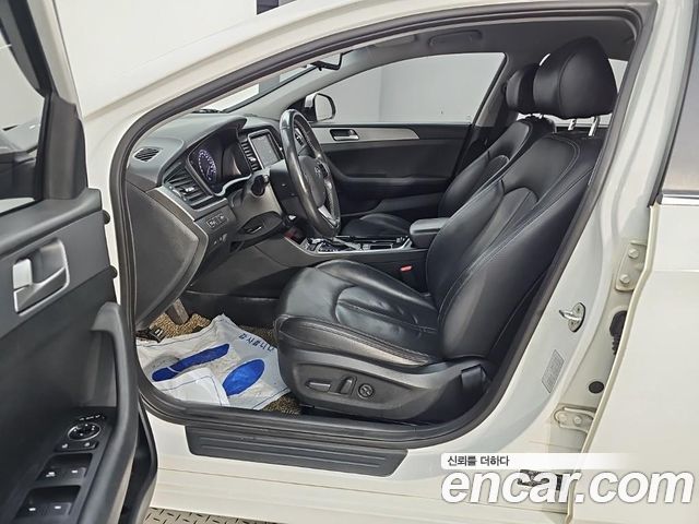 Hyundai Sonata 2019 — photo 11