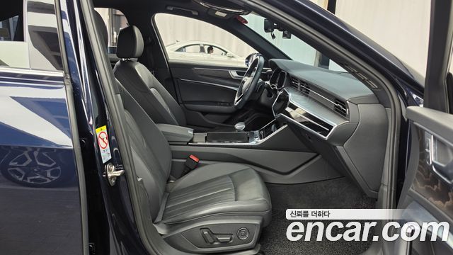 Audi A6 2020 — photo 11
