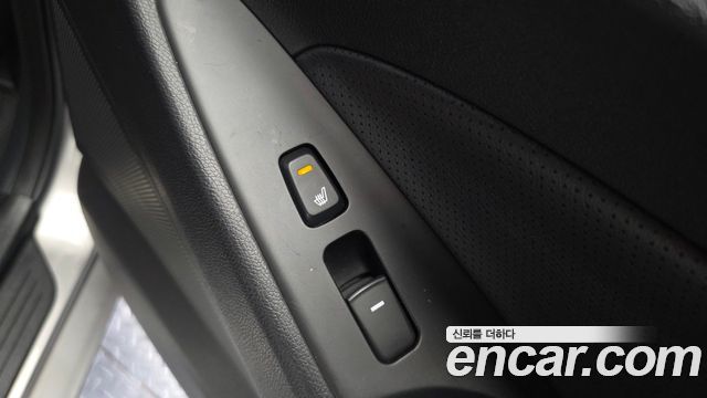 Hyundai Sonata 2013 — photo 28