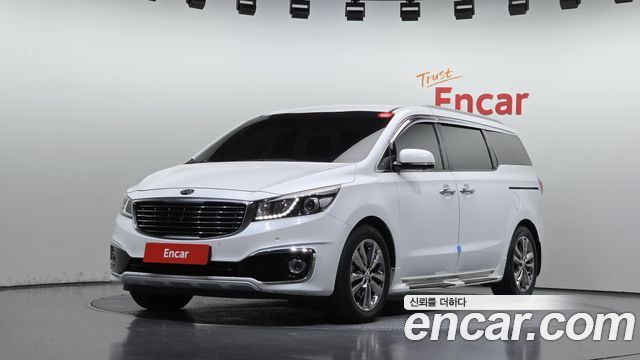 Kia Canival 2018 — photo 1