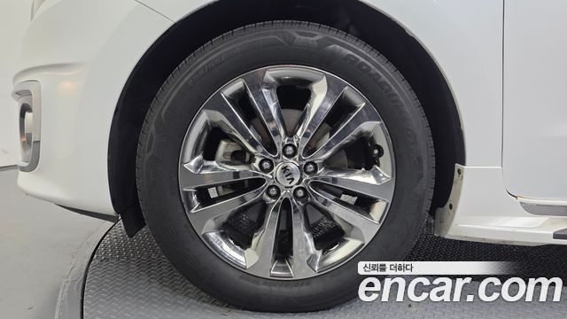 Kia Canival 2018 — photo 5