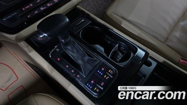 Kia Canival 2018 — photo 9
