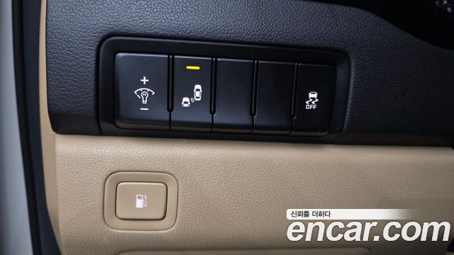 Kia Canival 2018 — photo 13