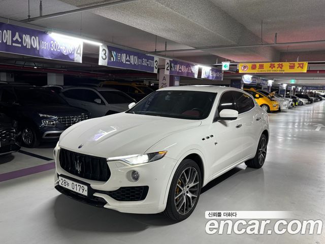 Maserati Levante 2017 — photo 2