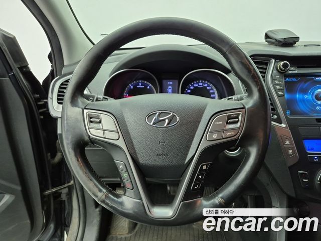 Hyundai Santafe 2015 — photo 9