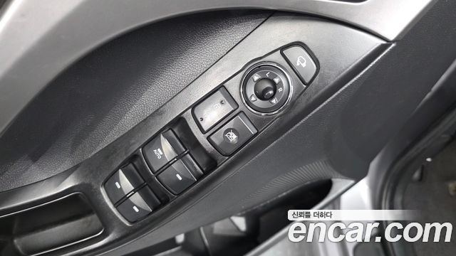 Hyundai AVANTE 2011 — photo 21