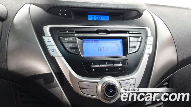 Hyundai AVANTE 2011 — photo 22