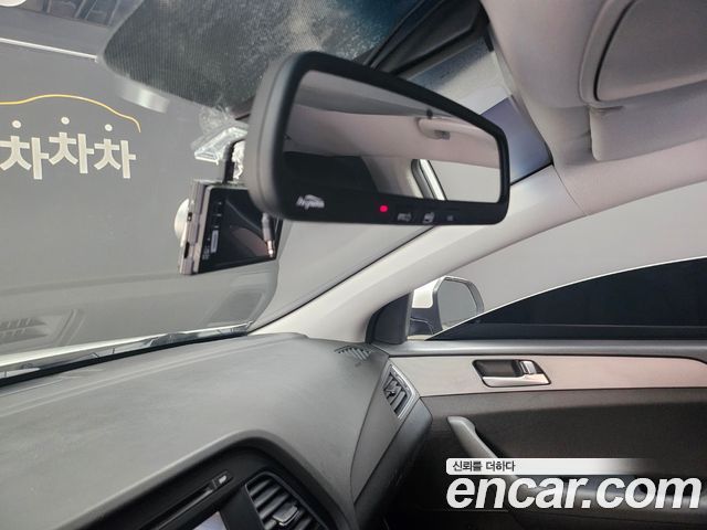 Hyundai Sonata 2016 — photo 16