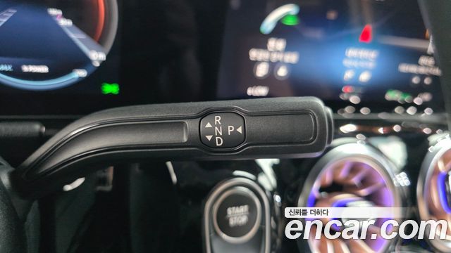 Mercedes-Benz EQA 2021 — photo 9