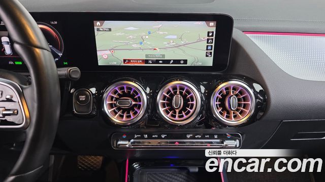 Mercedes-Benz EQA 2021 — photo 14