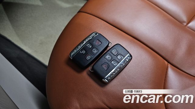 Land Rover Range Rover Evoque 2013 — photo 36